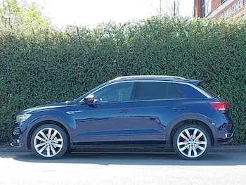 Used Volkswagen T-Roc 2019 for sale - 78342529: Photo