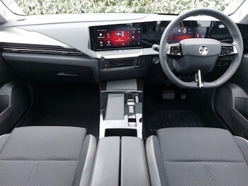 Used Vauxhall Astra 2024 for sale - 78634430: Photo