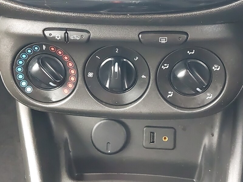 Used Vauxhall Corsa 2015 for sale - 77352783: Photo 16