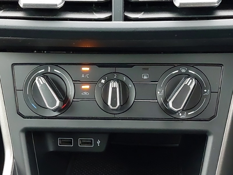 Used Volkswagen Polo 2018 for sale - 76556102: Photo 16