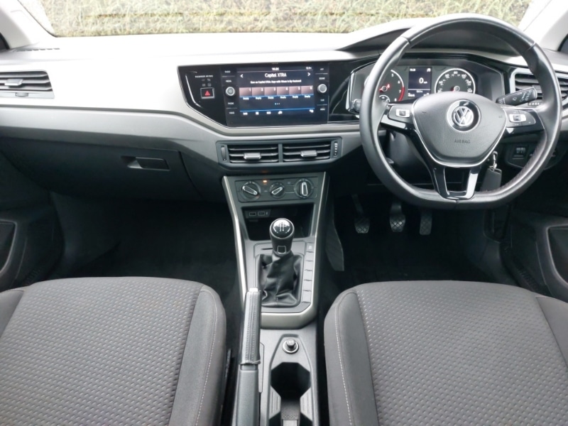 Used Volkswagen Polo 2018 for sale - 76556102: Photo 2