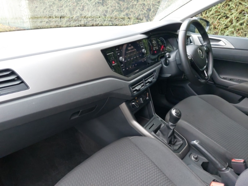 Used Volkswagen Polo 2018 for sale - 76556102: Photo 5