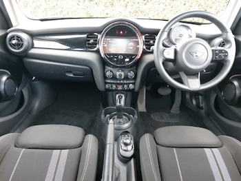 Used MINI Cooper 2022 for sale - 76055068: Photo