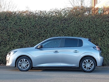 Used Peugeot 208 2022 for sale - 77771616: Photo