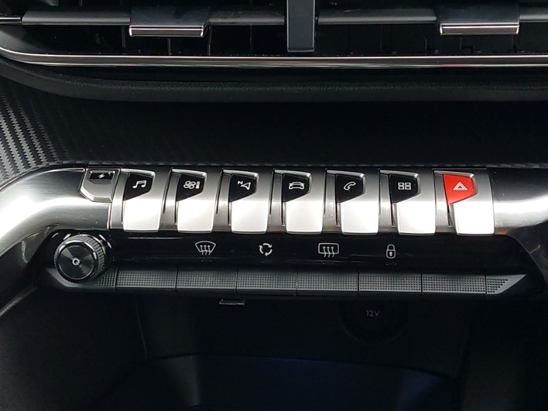 Used Peugeot 3008 2022 for sale - 77898082: Photo 16