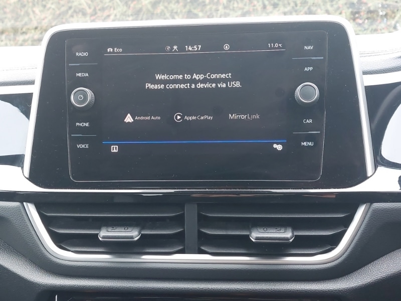 Used Volkswagen T-Roc 2023 for sale - 77736288: Photo 14