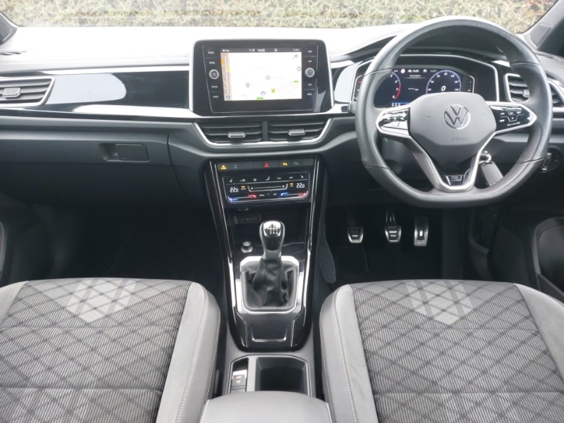 Used Volkswagen T-Roc 2023 for sale - 77736288: Photo 2