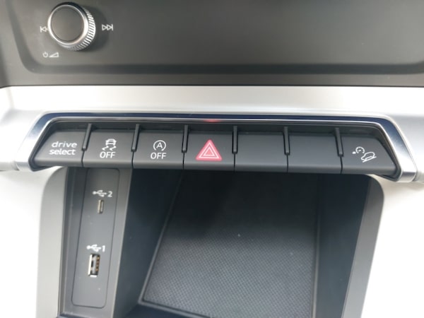 Used Audi Q3 2020 for sale - 75429271: Photo 15