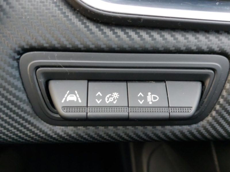 Used Renault Clio 2021 for sale - 76907269: Photo 16