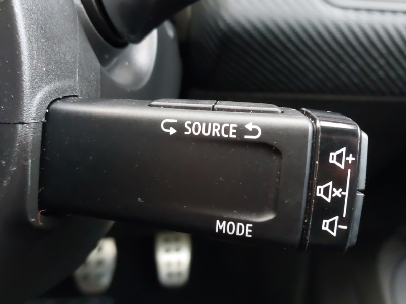 Used Renault Clio 2021 for sale - 76907269: Photo 17