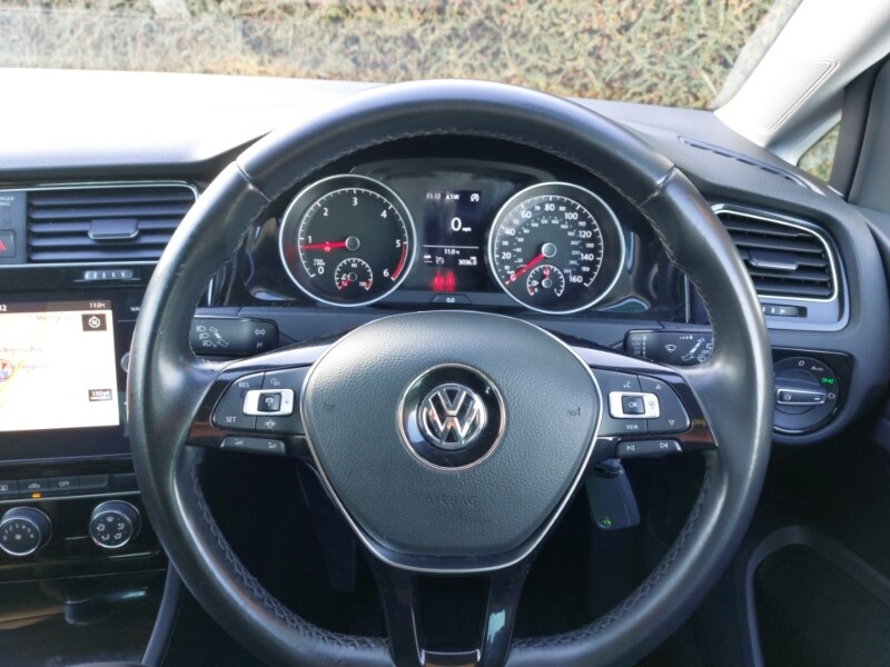 Used Volkswagen Golf 2019 for sale - 76860635: Photo 17