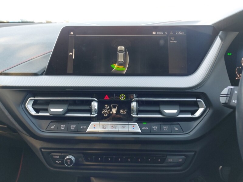 Used BMW 1 Series 2024 for sale - 77964125: Photo 11