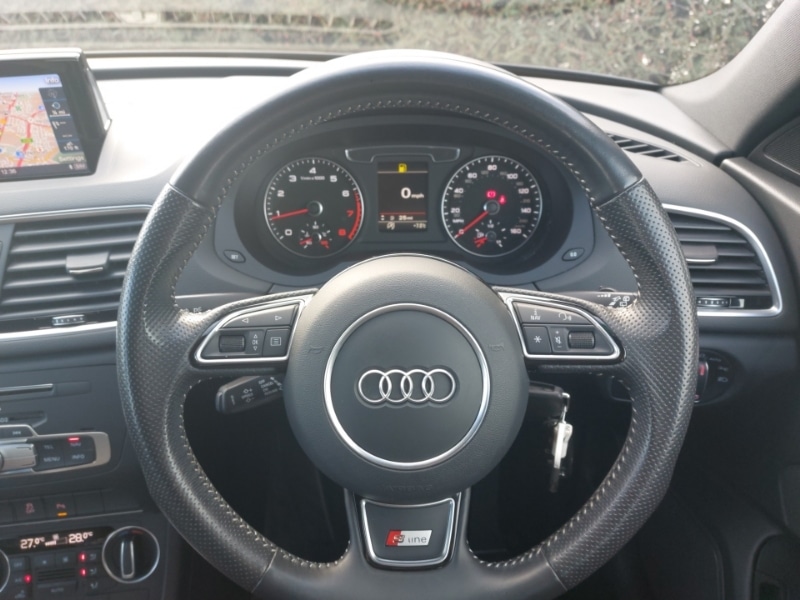 Used Audi Q3 2018 for sale - 77352598: Photo 17