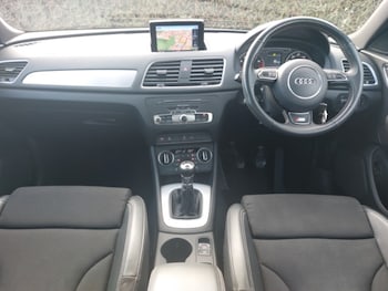 Used Audi Q3 2018 for sale - 77352598: Photo