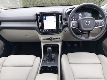 Used Volvo XC40 2021 for sale - 75618000: Photo