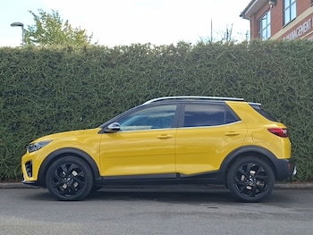 Used Kia Stonic 2023 for sale - 79573498: Photo