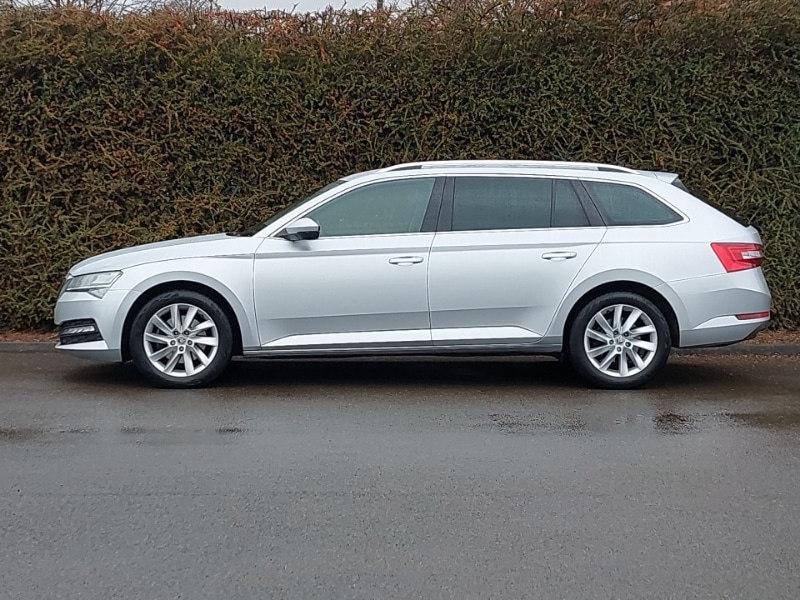 Used Skoda Superb 2023 for sale - 76951670: Photo 4