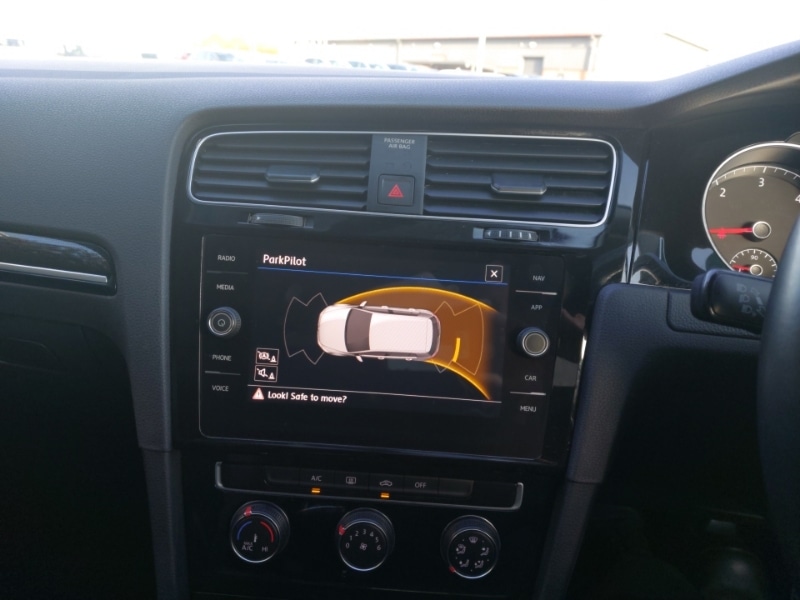 Used Volkswagen Golf 2019 for sale - 76911679: Photo 11