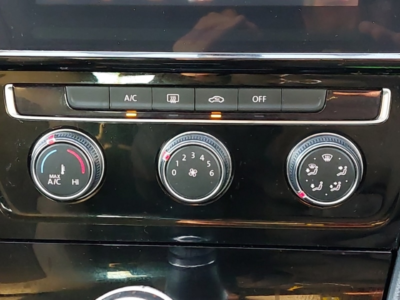 Used Volkswagen Golf 2019 for sale - 76911679: Photo 16