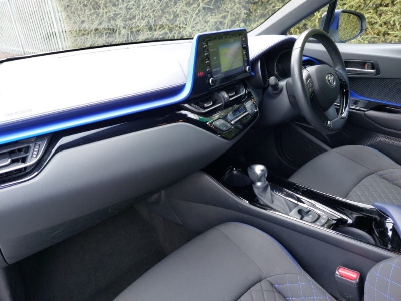 Used Toyota C-HR 2020 for sale - 76785740: Photo 5