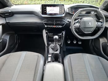 Used Peugeot 2008 2023 for sale - 79718452: Photo