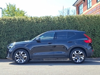 Used Volvo XC40 2025 for sale - 79517171: Photo