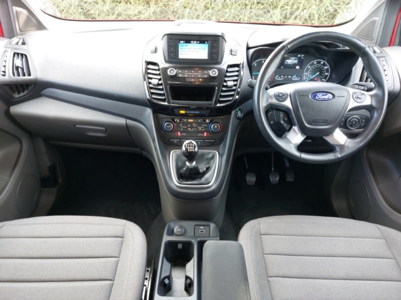 Used Ford Tourneo Connect 2022 for sale - 76055422: Photo 2
