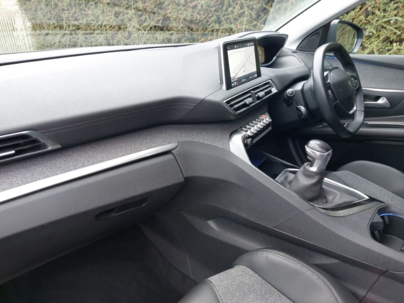 Used Peugeot 3008 2017 for sale - 76560466: Photo 5