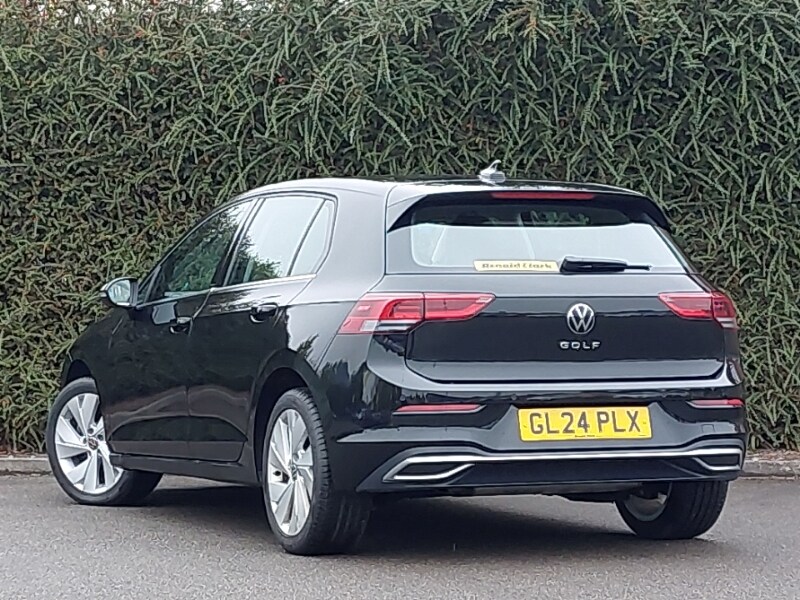 Used Volkswagen Golf 2024 for sale - 76317616: Photo 3