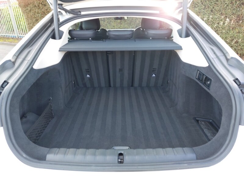 Used BMW i4 2023 for sale - 77846861: Photo 8