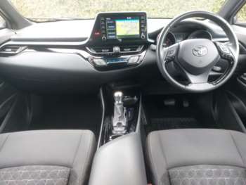 Used Toyota C-HR 2021 for sale - 74776100: Photo