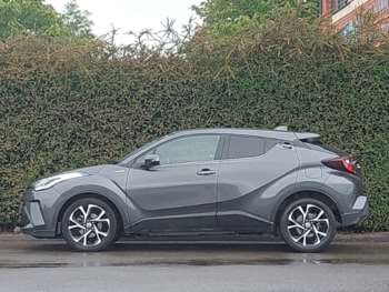 Used Toyota C-HR 2021 for sale - 74776100: Photo