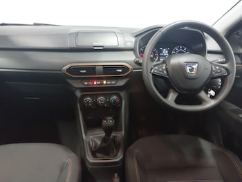 Used Dacia Sandero Stepway 2022 for sale - 78467235: Photo