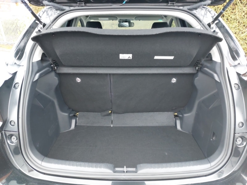 Used Toyota Yaris 2022 for sale - 77389314: Photo 8