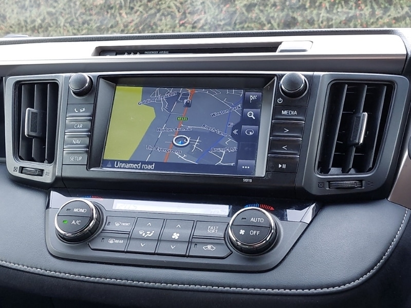 Used Toyota RAV4 2018 for sale - 77964121: Photo 10