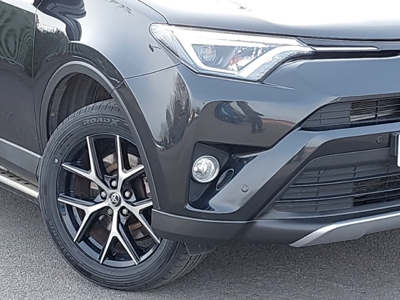 Used Toyota RAV4 2018 for sale - 77964121: Photo 9