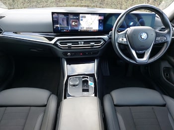 Used BMW i4 2023 for sale - 77922147: Photo