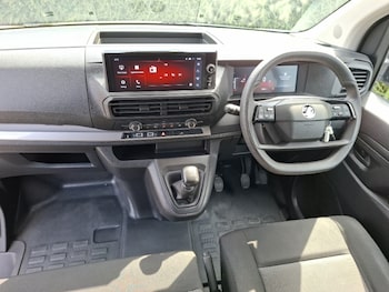 Used Vauxhall Vivaro 2024 for sale - 79420301: Photo