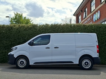 Used Vauxhall Vivaro 2024 for sale - 79420301: Photo
