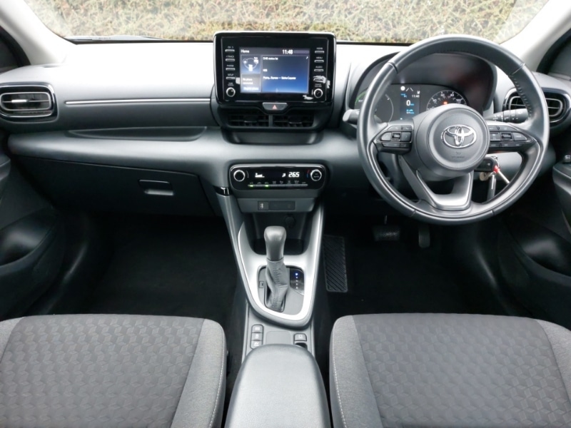 Used Toyota Yaris 2022 for sale - 77366691: Photo 2