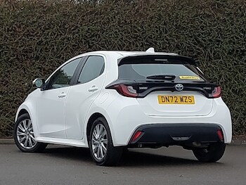 Used Toyota Yaris 2022 for sale - 77366691: Photo