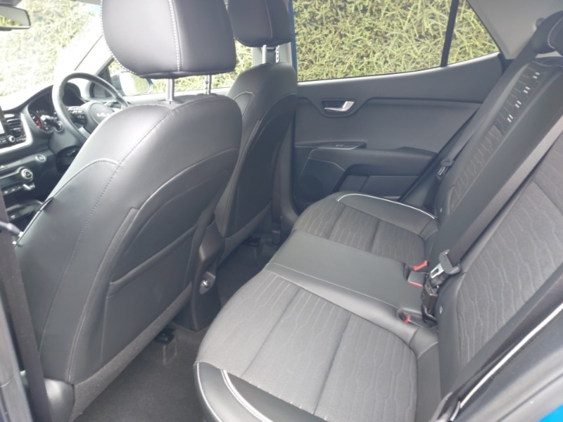 Used Kia Stonic 2023 for sale - 77273298: Photo 6