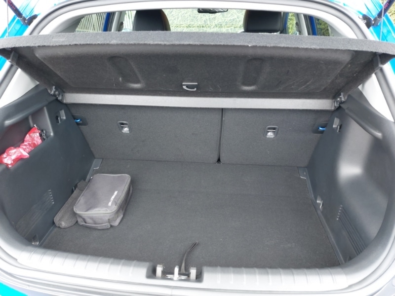 Used Kia Stonic 2023 for sale - 77273298: Photo 8