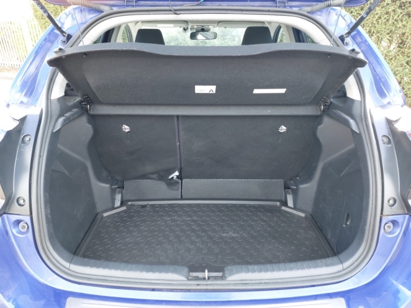 Used Toyota Yaris 2022 for sale - 78085280: Photo 8