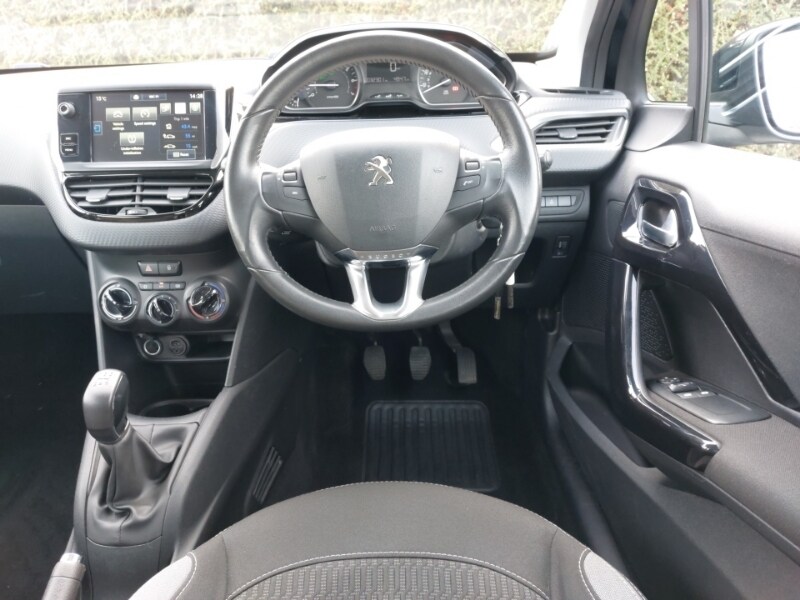 Used Peugeot 208 2016 for sale - 77964135: Photo 7
