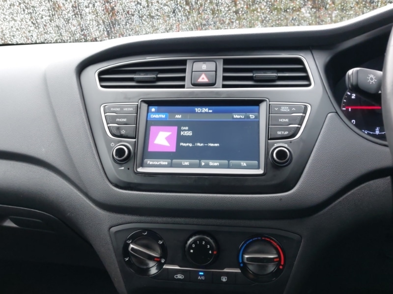 Used Hyundai i20 2018 for sale - 77466871: Photo 10