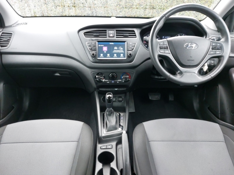 Used Hyundai i20 2018 for sale - 77466871: Photo 2