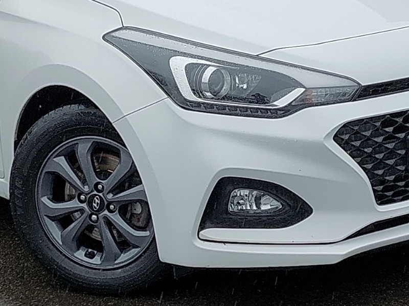 Used Hyundai i20 2018 for sale - 77466871: Photo 9