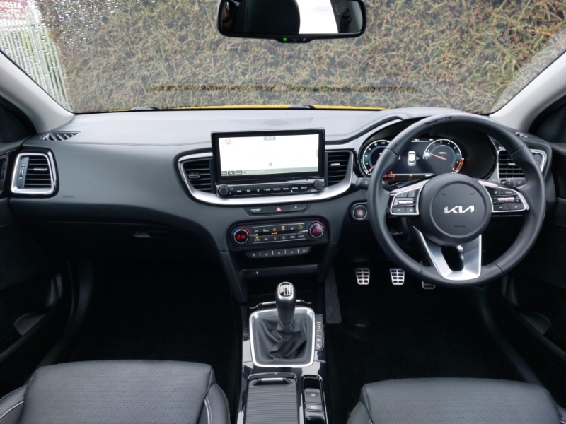 Used Kia XCeed 2021 for sale - 76970611: Photo 2