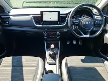 Used Kia Stonic 2023 for sale - 79126642: Photo